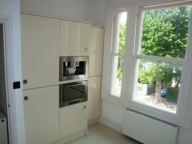 			2 Bedroom, 1 bath, 1 reception Flat			 Cavendish Road, KILBURN